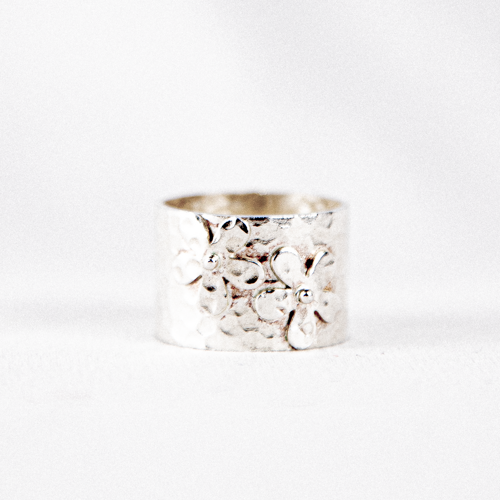 Anneau vintage : Fleurs (A925)